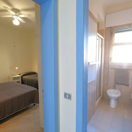 Apartment Casa Rossa Tre In Centro Lido di Jesolo